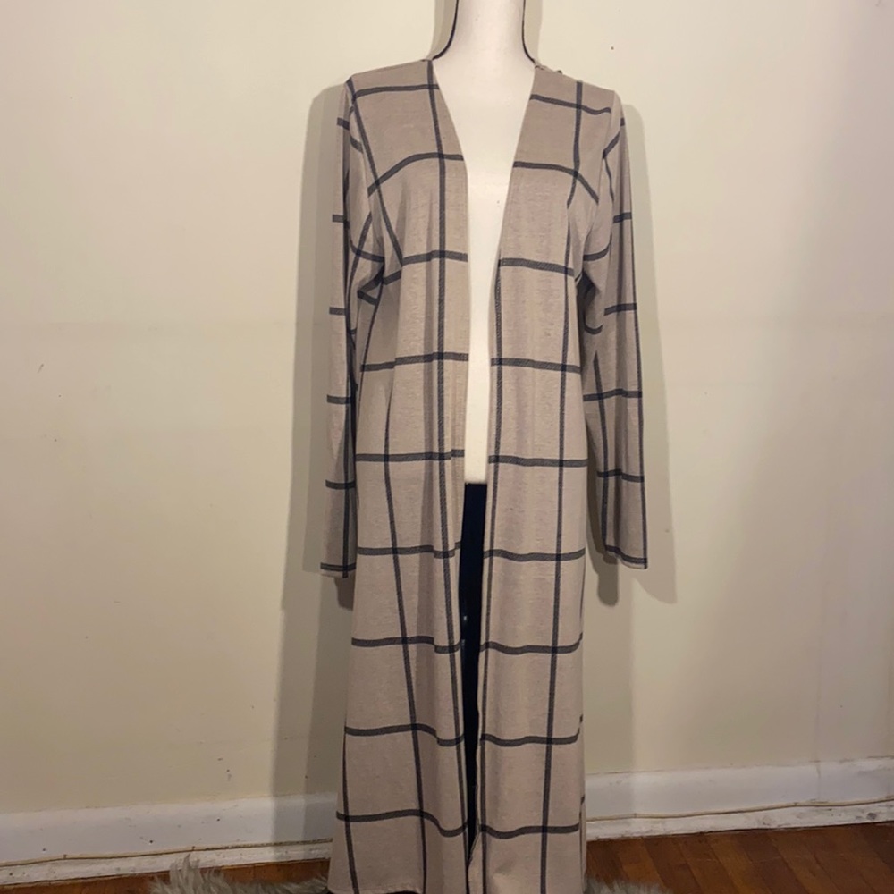 Pre loved Tan and Black stripe Cardigan size XL